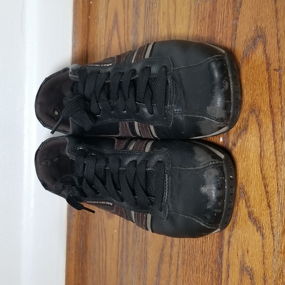 Men's Skechers Tennis Shoes Size 6.5
